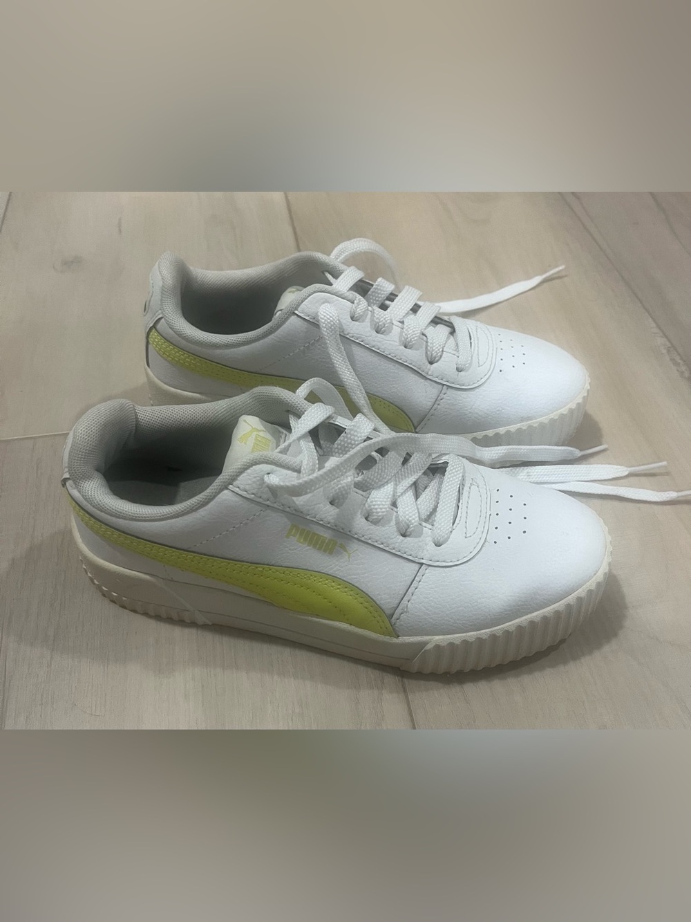 Puma neon yellow and white. Excellent condition.